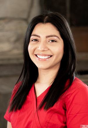 Iajaira – Dental Assistant